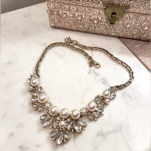 Banana Republic Necklace Gold Tone, Pearls and Crystals